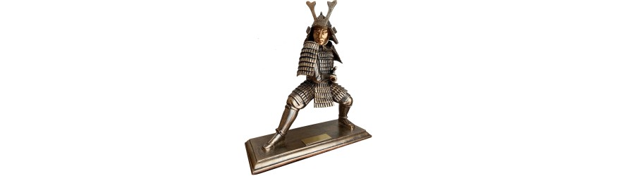 **EXCLUSIVE** BRONZE XL SAMURAI RESIN AWARD - 14'' **EXCLUSIVE** BRONZE XL SAMURAI RESIN AWARD - 14''